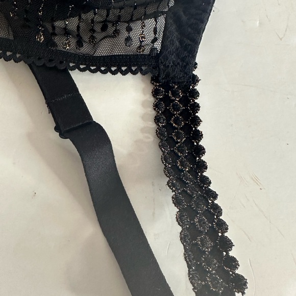 Chantelle Black Sheer Underwire Bra - Picture 9 of 11